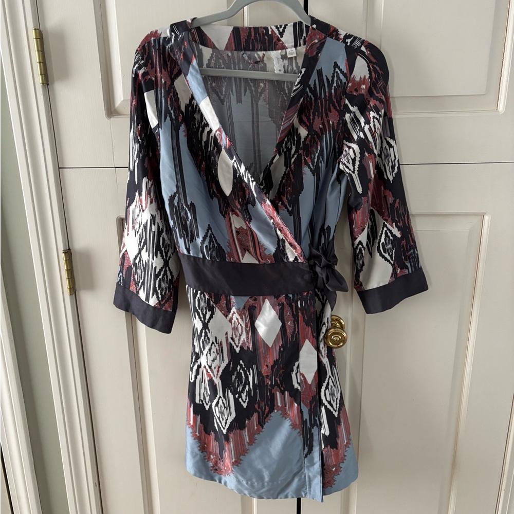 Eloise Kimono Wrap Silk Style Dress Size Small/Medium Anthropologie